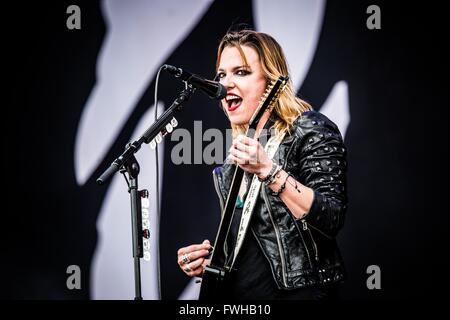 Landgraaf, Niederlande 11. Juni 2016 Halestorm Höchstleistungen live Pinkpop Festival 2016 Credit: Roberto Finizio / Alamy Live News Stockfoto