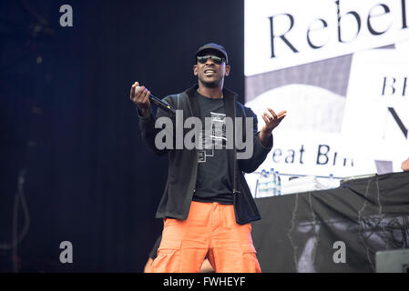 Manchester, UK. 12. Juni 2016. Skepta führt auf der Hauptbühne beim Parklife 2016 präsentiert von The Warehouse-Projekt im Heaton Park, Manchester 05.12.2016 Credit: Gary Mather/Alamy Live News Stockfoto