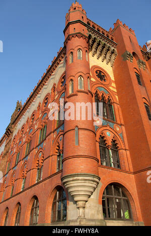 Stadt in Glasgow, Schottland. Malerischen architektonischen Blick auf die ehemalige Templetons Teppichfabrik bei Glasgow Green. Stockfoto