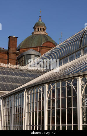 Stadt in Glasgow, Schottland. Die Süd-West-Fassade von der Ende des 19. Jahrhunderts Palast und Wintergarten. Stockfoto