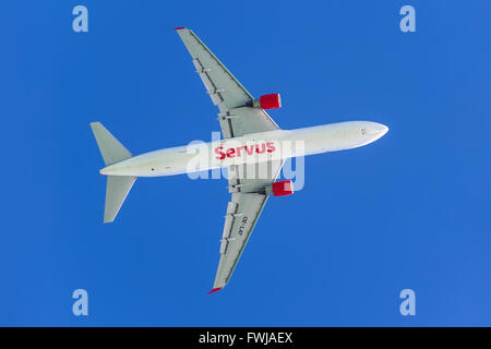 Die Boeing 767 Flugzeuge der Austrian Airlines (Tyrolean Airways) Abflug von Sir Seewoosagur Ramgoolam International Airport Stockfoto