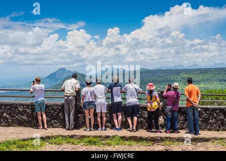 Leute zu beobachten für Black River Gorges National Park, Schluchten Aussichtspunkt in Mauri Stockfoto