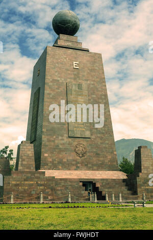 Zentrum der Welt, Denkmal In Ecuador, Südamerika Stockfoto