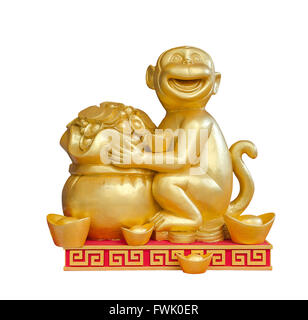 Goldenen Affen Skulptur isolierten auf weißen Hintergrund, 2016 Jahr des Affen. Stockfoto