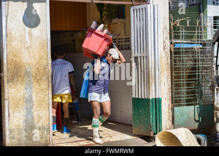 Szenen aus dem San Pya Fischmarkt in Yangon, Myanmar Stockfoto