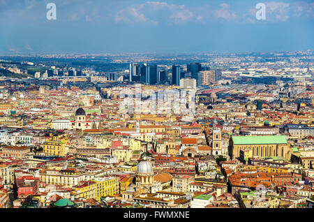 Ansicht von Neapel in Richtung Centro Direzionale und Napoli Centrale Stockfoto