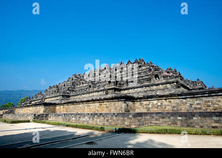 Gesamtansicht des Borobudur-Tempel Stockfoto