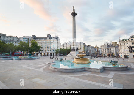 Leere Trafalgar square, am frühen Morgen in London, niemand Stockfoto