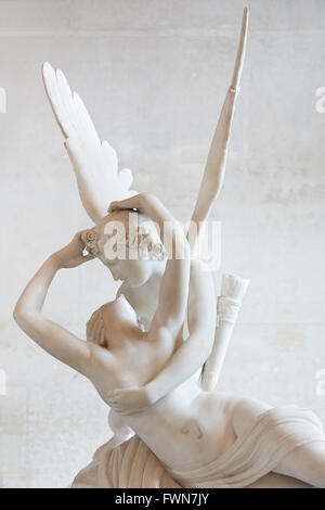 Berühmte Canovas weiße Amor und Psyche Marmorstatue, Tageslicht Stockfoto