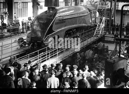 LNER A4 Klasse Pacific keine 60007 "Sir Nigel Gresley" gesehen werden Nieren bei Rugby Lokomotivenwerk testen. Stockfoto