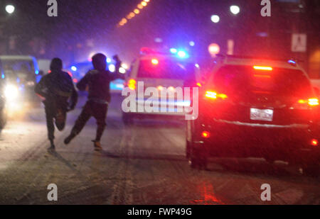 Quebec, Kanada. 6. April 2016.  mehr als 350 Menschen protestierten in Montreal Nord für anspruchsvolle "Gerechtigkeit" und prangert die Umstände des Todes von Jean-Pierre Bonny, während einer Polizei-Aktion am 31. März von einer Kunststoff Kugel getroffen.    Bildnachweis: Imagespic/Alamy Live-Nachrichten Stockfoto