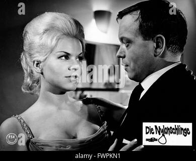 Die Nylonschlinge, Deutschland 1963, Regie: Rudolf Zehetgruber, Monia: Chris van Loosen (links),-?- Stockfoto