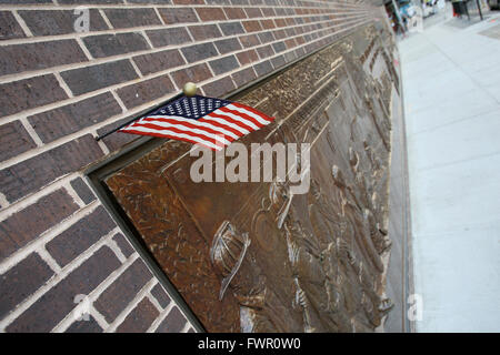 Memorial Wall in New York City für Feuerwehrleute getötet am 9/11 in Ground Zero. Stockfoto