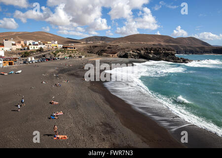 Fischerdorf Ajuy an den Strand Playa de Los Muertos, Panorama, Fuerteventura, Kanarische Inseln, Spanien Stockfoto