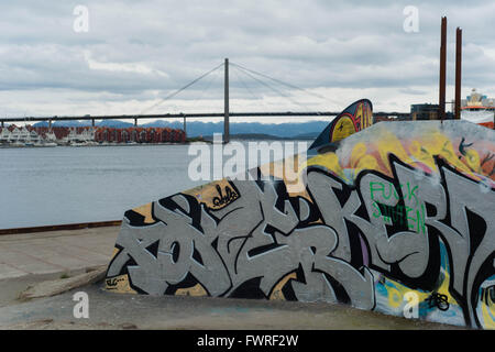 Geoparken Spielplatz in Stavanger, Norwegen. Bestandteil der Norwegischen Ölmuseum mit Recycling-material Stockfoto