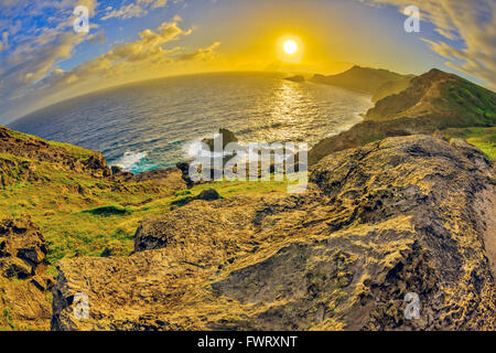 Fisheye Foto von North Maui Coast bei Sonnenaufgang Stockfoto