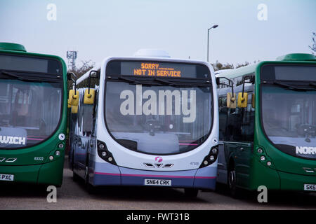 Erste Bus UK Busse Stockfoto