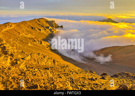 Haleakala Krater bei Sonnenaufgang, Maui Stockfoto