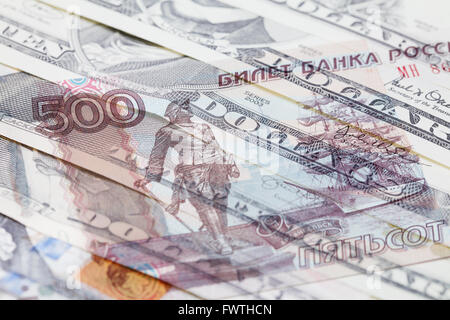 Russischer Rubel und US-Dollar Geld-Hintergrund Stockfoto