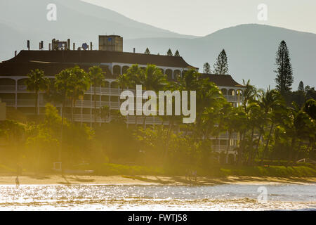 Hotel Royal Lahaina gesehen vom Ausflugsboot auf Maui Stockfoto