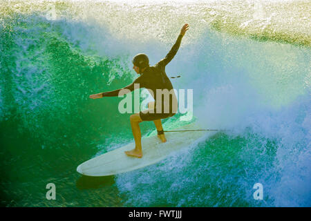 Surfen auf Maui Stockfoto