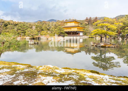 Goldenen Pavillons Kinkakuji Tempel in Kyoto, Japan Stockfoto