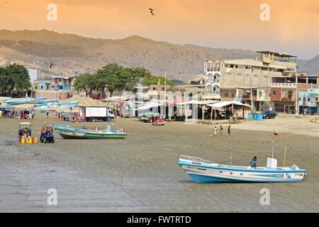 Puerto Lopez, gelegen in der Provinz Manabí. Stockfoto