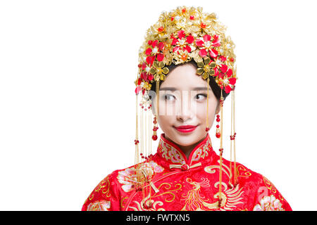 Schöne Braut in chinesischen traditionellen Brautkleid Stockfoto