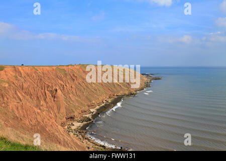 Erosion am Filey Brigg natürlichen Felsvorsprung, Filey, North Yorkshire, England, UK. Stockfoto