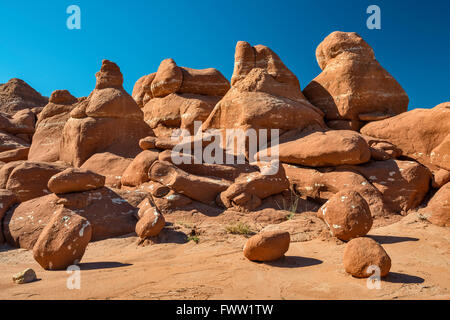 Sandstein-Goblins und Hoodoos am kleinen Ägypten geologischen Standort Bicentennial Autobahn Gebiet südlich Hanksville, Utah, USA Stockfoto