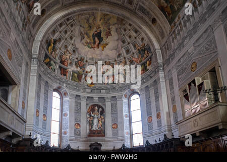 Innenansicht der Kathedrale von Verona Stockfoto