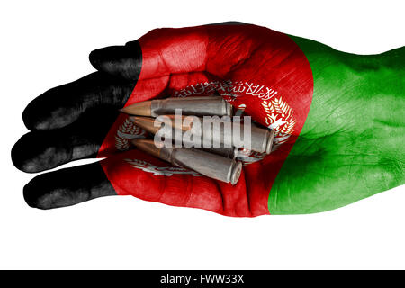 Flagge Afghanistans überlagert die Hand eines erwachsenen Mannes hält vier Kugeln. Konzeptbild für Krieg, Gewalt, Konflikte. Bild Stockfoto