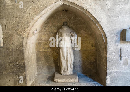 Saint Francis Xavier Statue am Kreuzgang Kathedrale von St nur und St Pasteur, Narbonne, Aude, südlich von Frankreich, Frankreich. Stockfoto