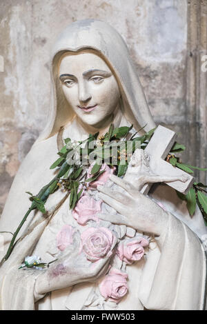 Statue in Kapelle, Chapelle Saint Theresa in Kathedrale von St. Just und St Pasteur, Narbonne, Aude, südlich von Frankreich, Frankreich. Stockfoto