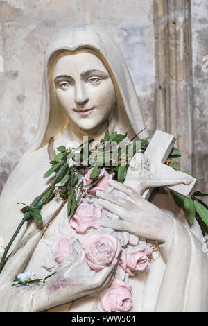 Statue in Kapelle, Chapelle Saint Theresa in Kathedrale von St. Just und St Pasteur, Narbonne, Aude, südlich von Frankreich, Frankreich. Stockfoto