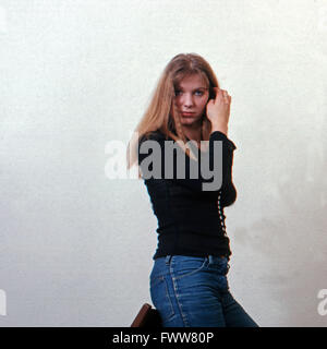 Deutsche plant Sabine Kaack, Deutschland 1980er Jahre. Deutsche Schauspielerin Sabine Kaack, Deutschland der 80er Jahre. Stockfoto