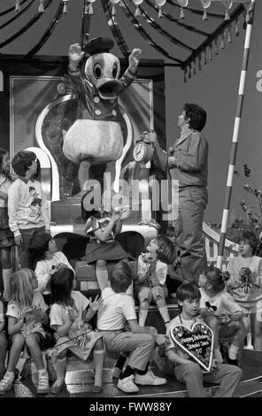 Zeigen Sie Zum Geburtstag von Donald Duck, Deutschland 1984, Moderator: Michael Schanze. Stockfoto