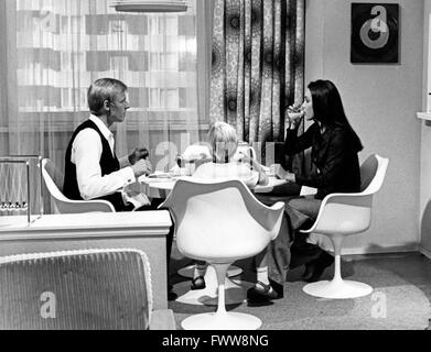 Plus minus Null, Fernsehfilm, Deutschland 1974, Regie: Franz Peter Wirth, Monia: Rolf Becker, Susanne Barth Stockfoto