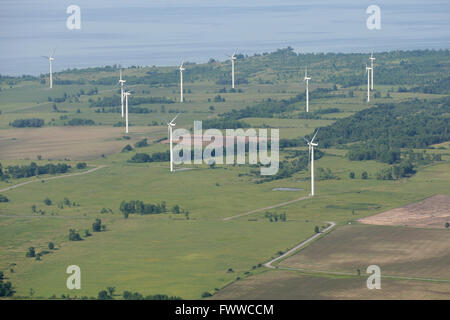 Windkraftanlagen in Wolfe Island, Ontario, am 28. Juni 2014. Stockfoto