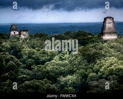 Tempel des Jaguars in Tikal, Petén, Guatemala Stockfoto