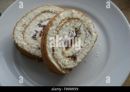 COPENHAGEN / DENMARK  7. April 2016   (dänische Hindbaer Kage) Rasberry Kuchen Photo.Francis Joseph Dean/DeanPictures) Stockfoto