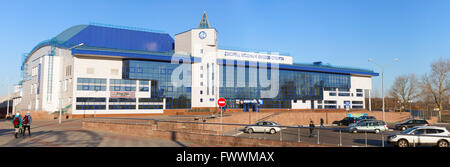 Gomel, Weißrussland - 28. März 2016: Palast der Wassersport in Gomel, Weißrussland. Baujahr 2009-2013. Aquatics Stockfoto