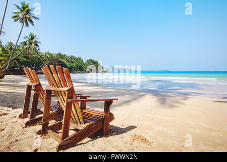 Sommer, tropischen Urlaub, Strandhotel in sonniger Tag, Urlaub auf Paradise Island, Hintergrund mit Platz für text Stockfoto