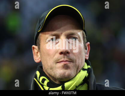 Dortmund, Deutschland. 7. April 2016. Schauspieler Wotan Wilke Möhring abgebildet im Signal Iduna Park Soccer Stadium, vor der Europa League k.o. Viertelfinale zwischen BV Borussia Dortmund-FC Liverpool in Dortmund, Deutschland, 7. April 2016. Foto: Ina Fassbender/Dpa/Alamy Live News Stockfoto