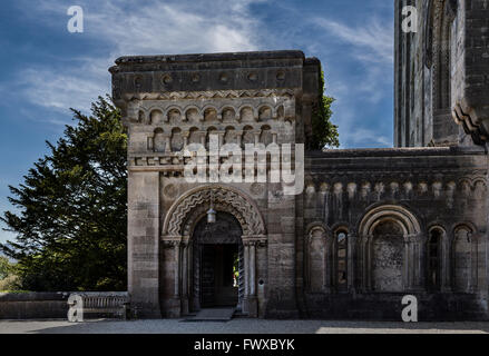 Der Eingang von Penrhyn Castle. Stockfoto