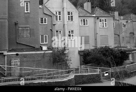 Das heute abgerissene Cox's Mill Hotel und Pub in der Cheddar Gorge, viele der Gebäude sind jetzt nicht mehr investiert und müssen am 8. April 2016 erneuert werden Stockfoto