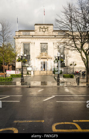 Fassade des Rathauses von Islington auf Upper Street, Islington, UK Stockfoto