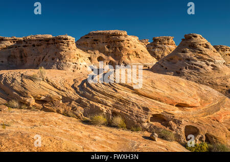 Slickrock Sandsteinformationen über Dirty Devil River, Glen Canyon National Recreation Area, Utah, USA Stockfoto