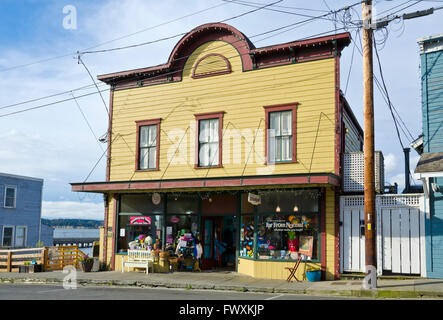 "Weit von Normalen', eine vielseitige und interessante Geschenke Shop auf der Straße coupeville's Waterfront auf Whidbey Island, WA Stockfoto