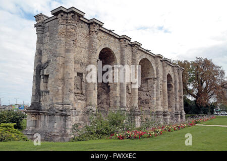 Die Porte de Mars in Reims, Champagne-Ardenne, Frankreich. Stockfoto